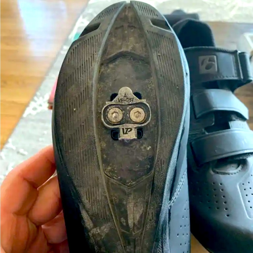 Bontrager size 10 cycling shoes. Good condition.